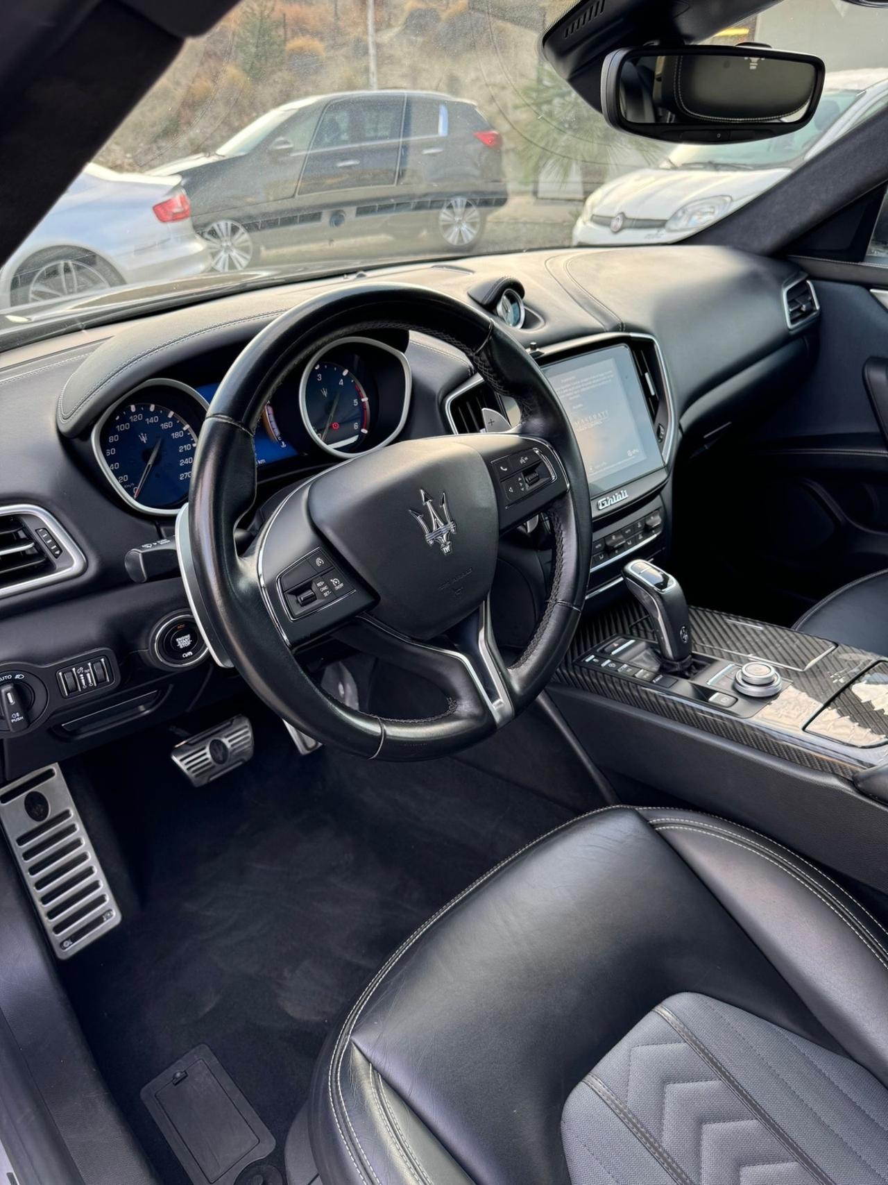 Maserati Ghibli V6 Diesel 275 CV Granlusso