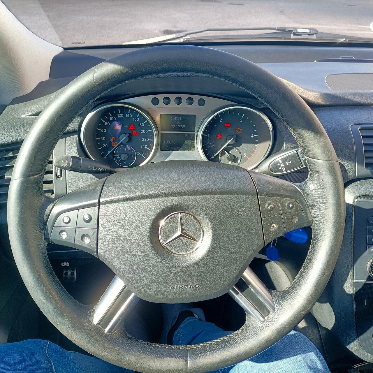 Mercedes R280CDI 4MATIC SPORT 6POSTI