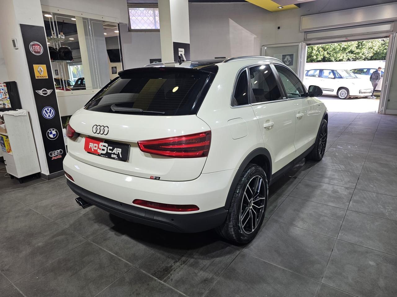 Audi Q3 2.0 TDI 140cv S line
