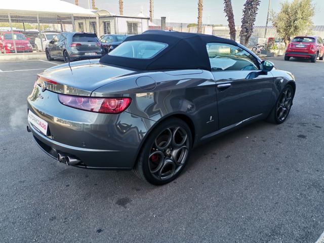 ALFA ROMEO Spider 1750 TBi