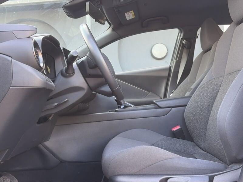 Toyota C-HR C-HR 1.8 hev Active fwd e-cvt