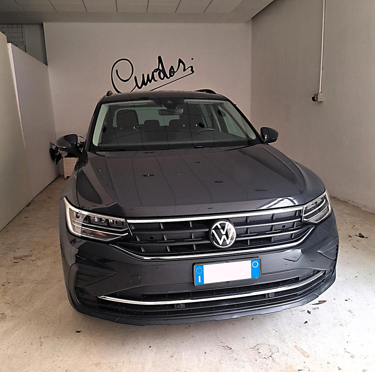 Volkswagen Tiguan 1.5 TSI ACT Life - 1064