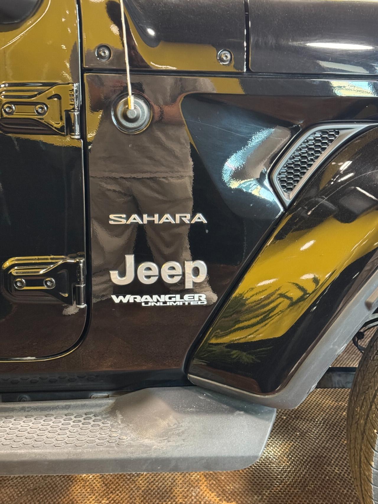 Jeep Wrangler 2.2 Mjt II Sahara