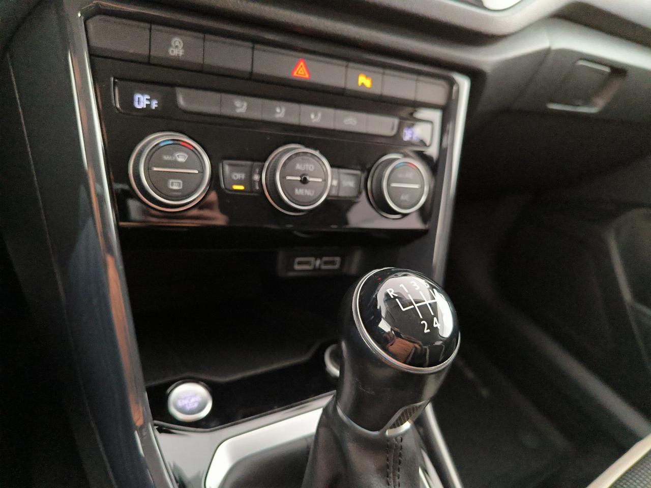 Volkswagen T-Roc 1.6 tdi advanced