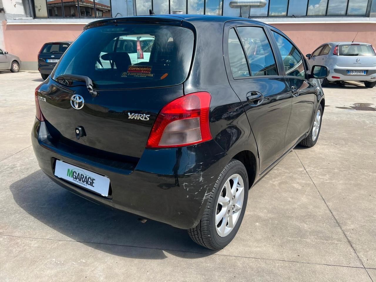 Toyota Yaris 1.3 5 porte