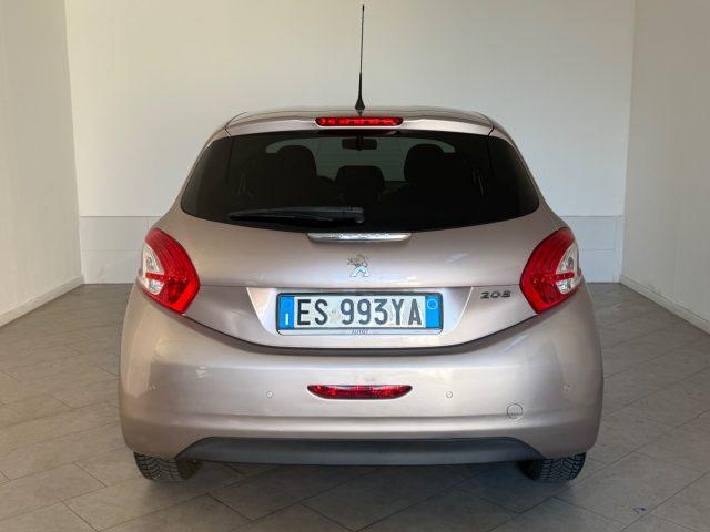 PEUGEOT 208 1° serie 1.2 VTi 82 CV 5 porte Allure