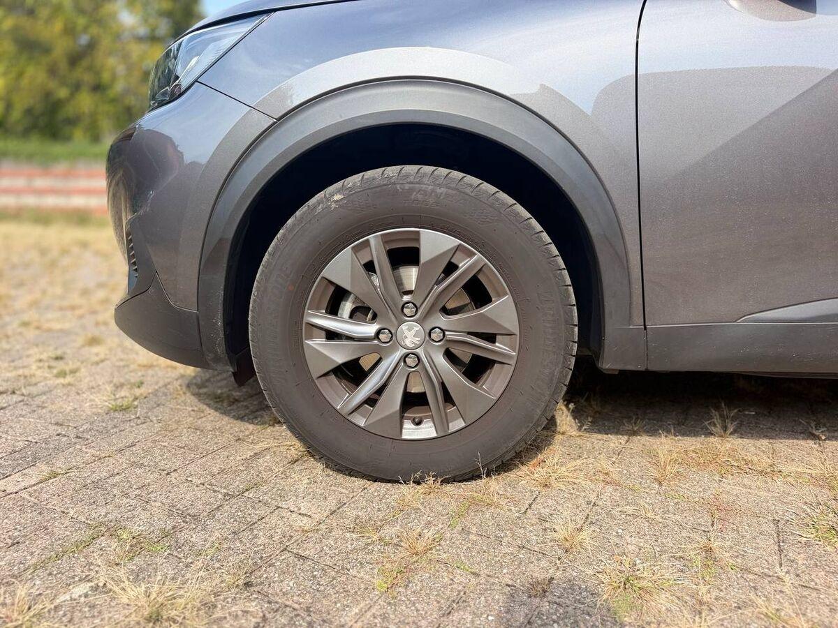 Peugeot 2008 1.5 bluehdi Active Pack s&s 110cv