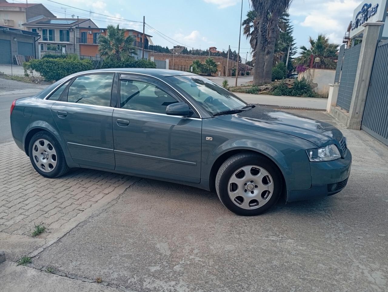 Audi A4 1.9 TDI/130 CV cat