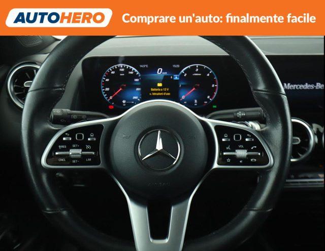 MERCEDES-BENZ GLB 180 d Automatic Sport