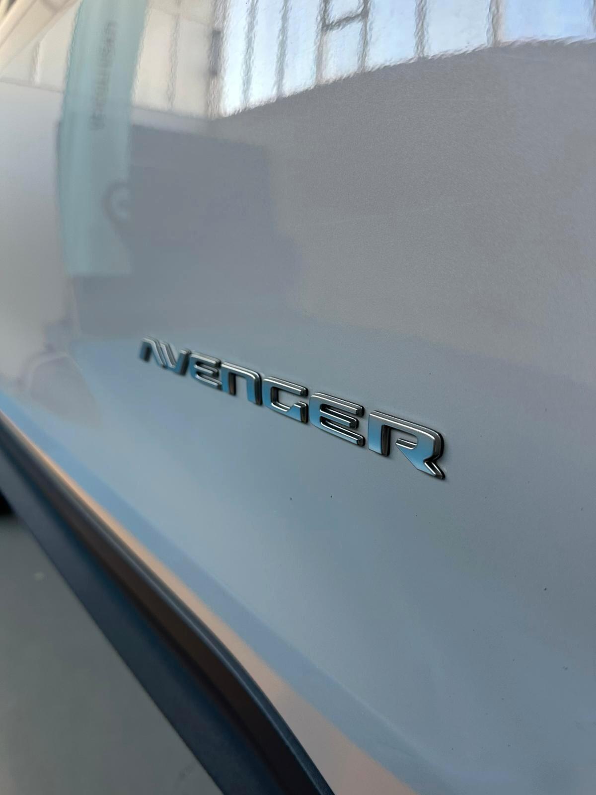 Jeep Avenger 1.2 Turbo 100 CV Summit