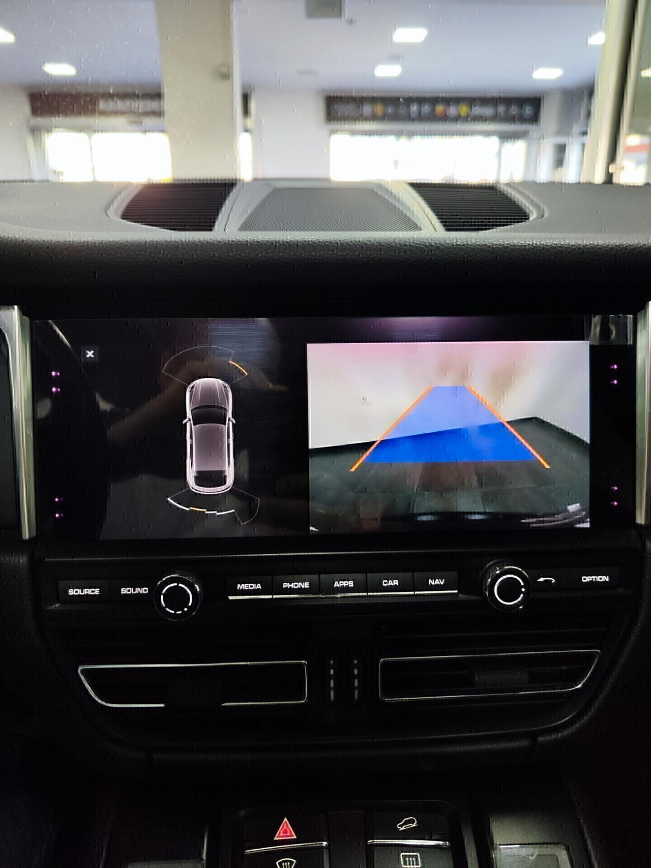 Porsche Macan 2.0 245cv Tetto Led