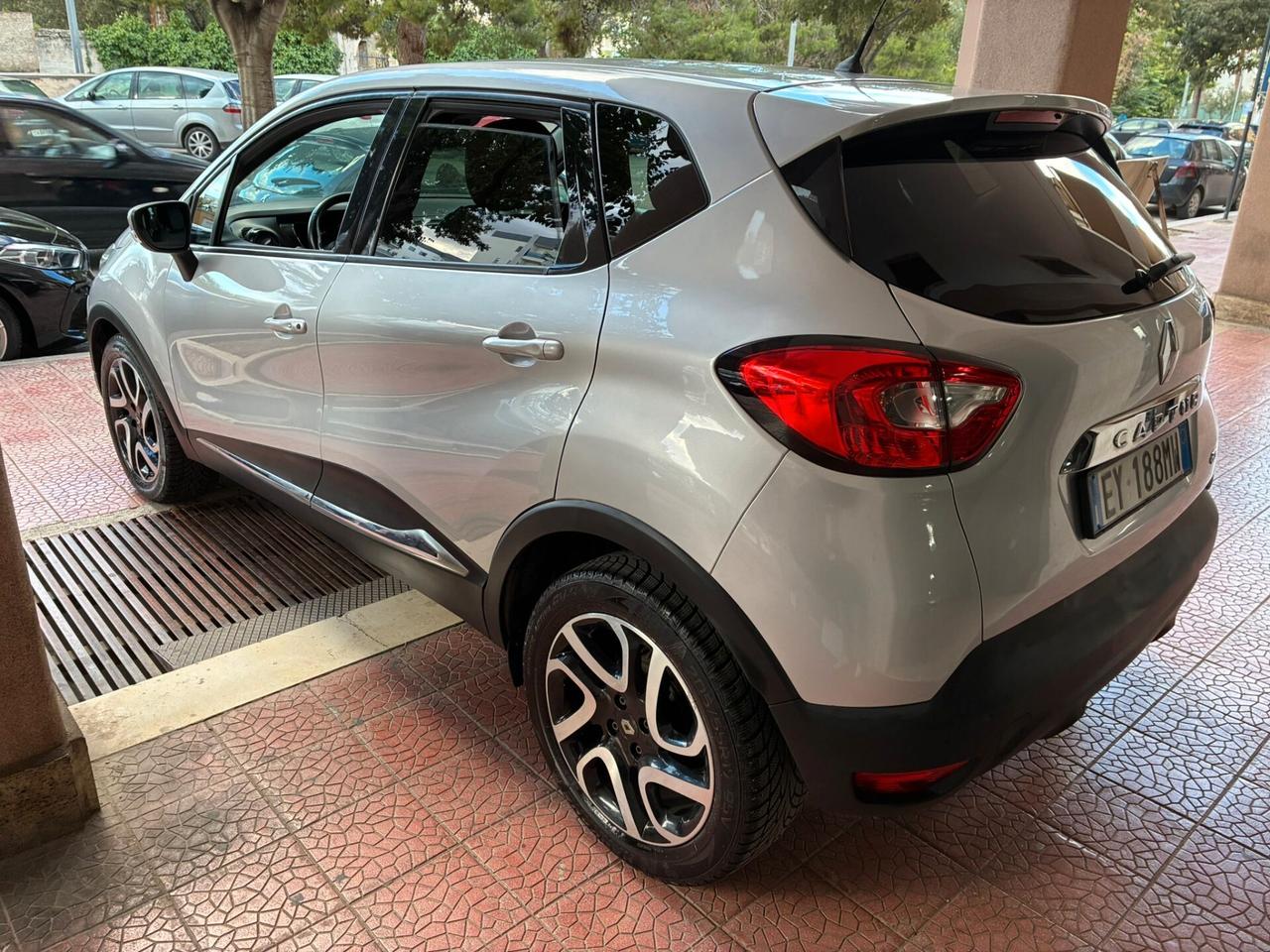 Renault Captur 1.5dCi Navi retro perfetta-2015