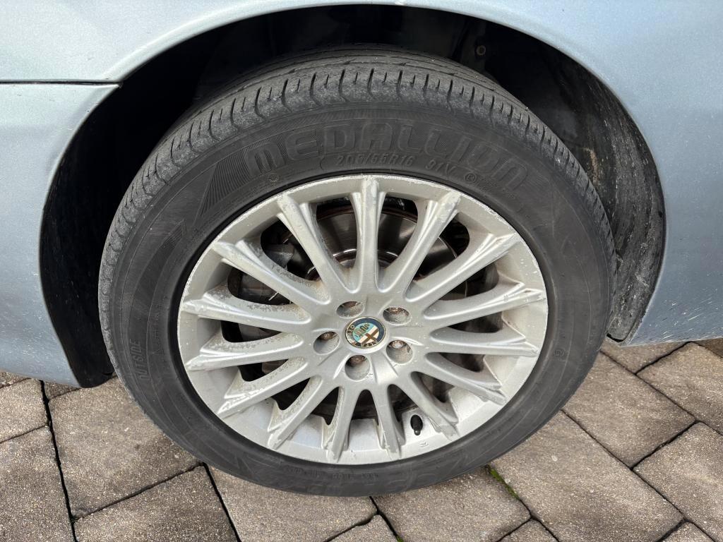 Alfa Romeo 147 1.9 JTD (115 CV) cat 5p. Distinctive