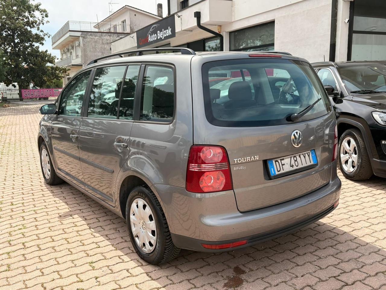 Volkswagen Touran 1.6 GPL