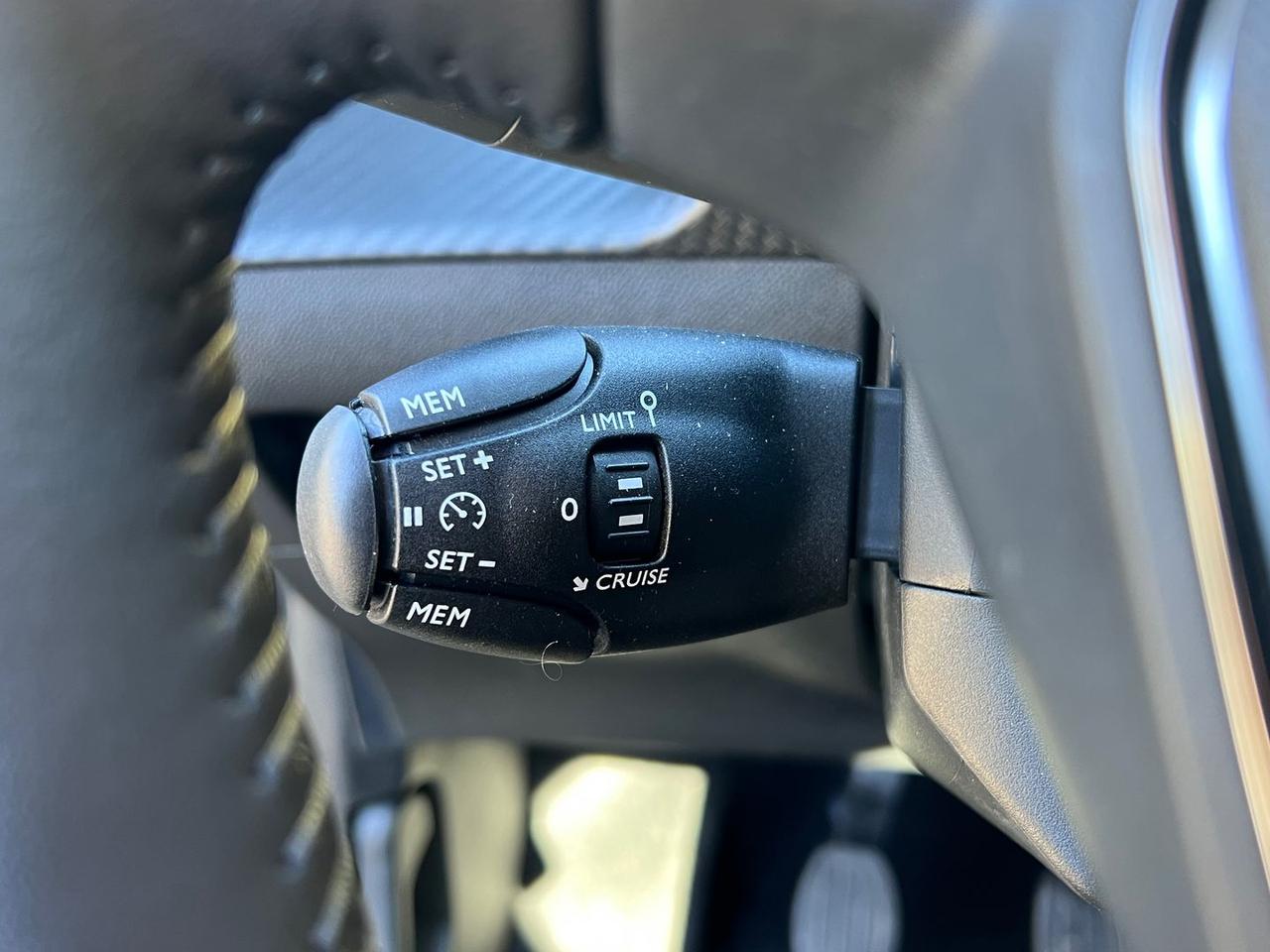 Peugeot 208 1.2 PureTech 75 Style #10280