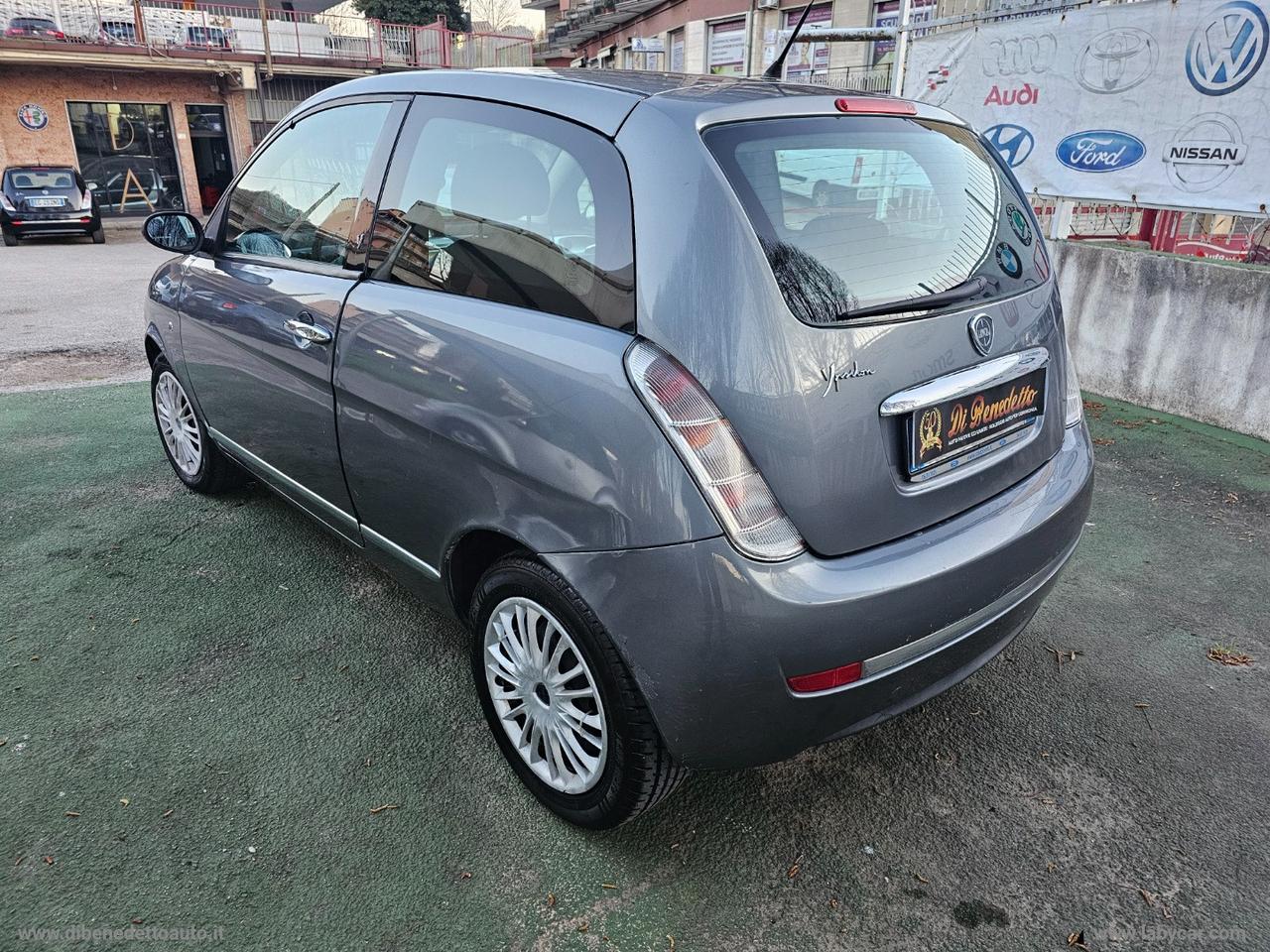 LANCIA Ypsilon 1.2 Argento NEOPATENTATI