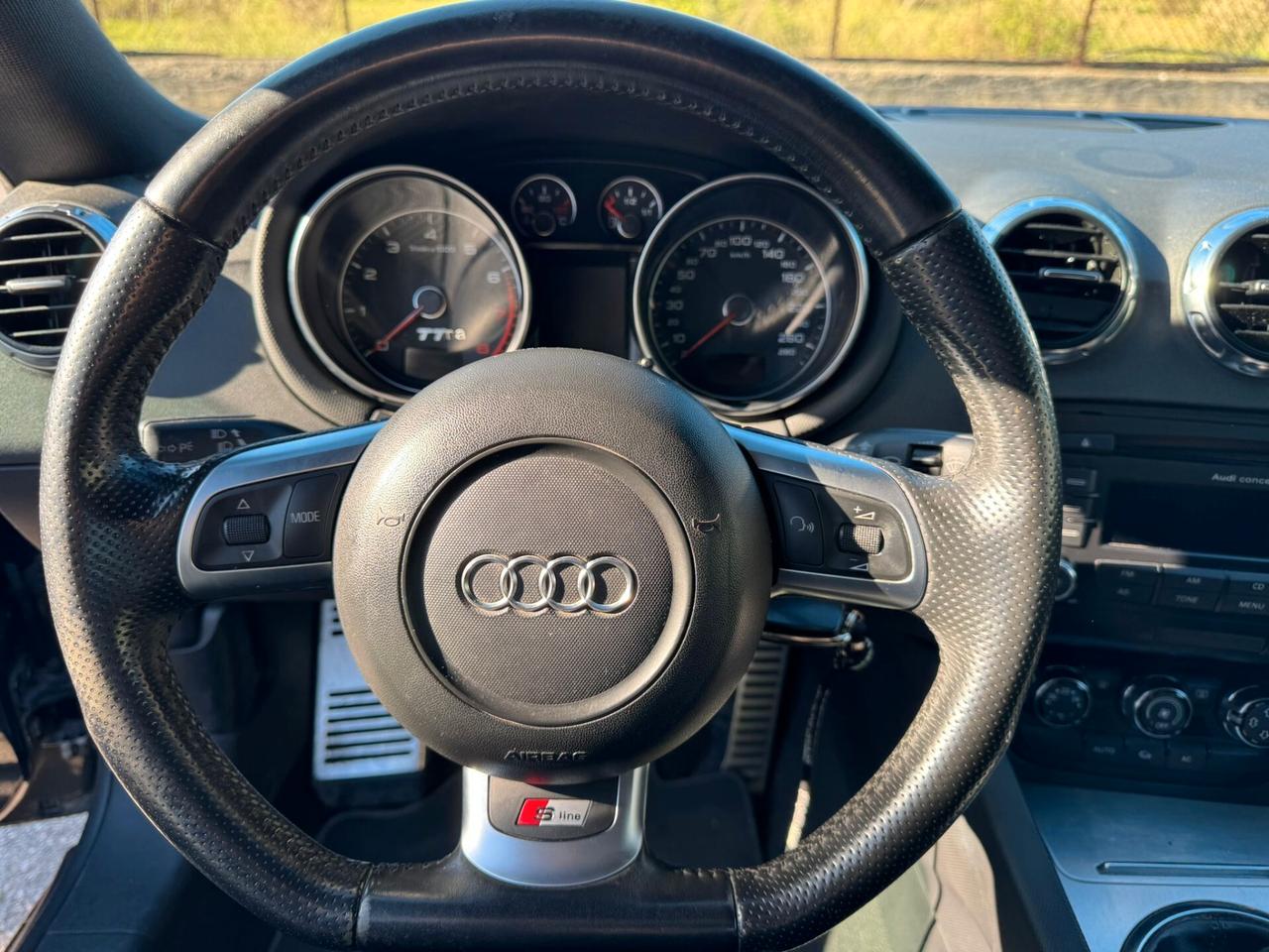 Audi TT Coupé 1.8 TFSI S-LINE