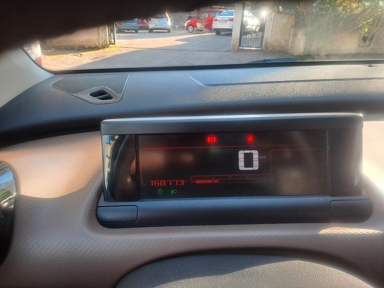 Citroen C4 Cactus BlueHDi 100 Shine