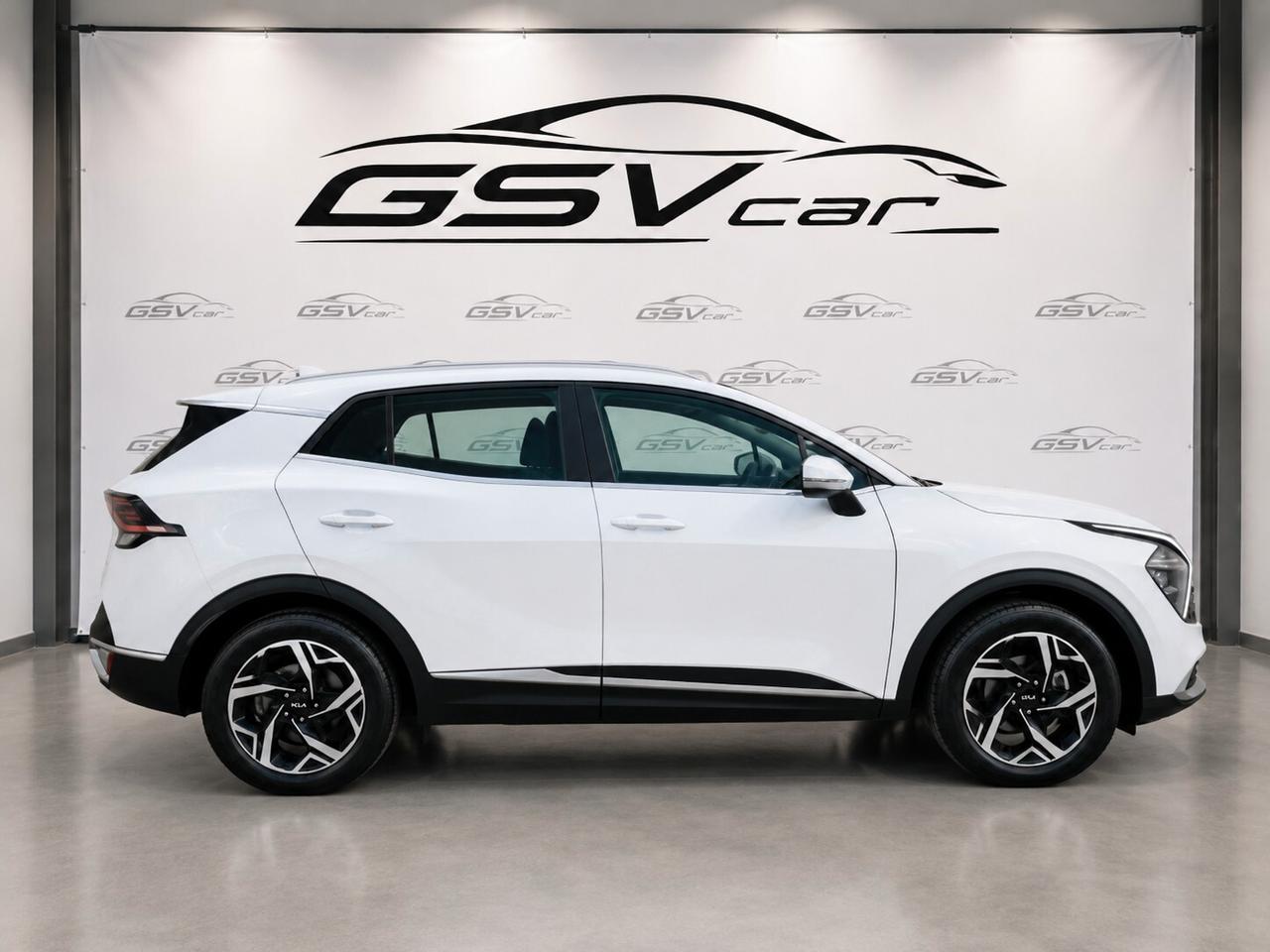 KIA SPORTAGE - ANNO 2023 - CAMBIO AUTOMATICO