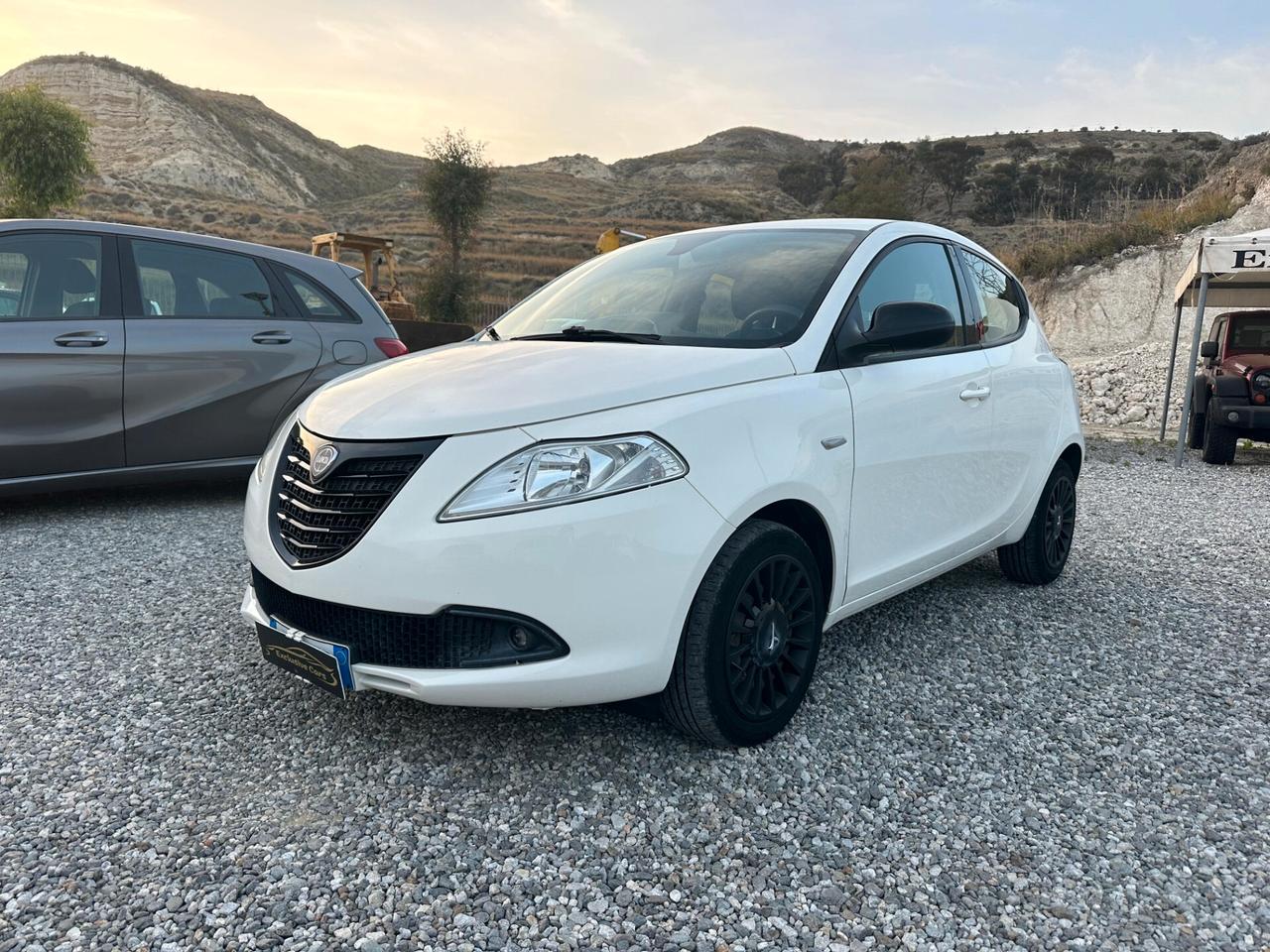 Lancia Ypsilon 1.3 MJT 16V 95 CV 5 porte S&S Elefantino