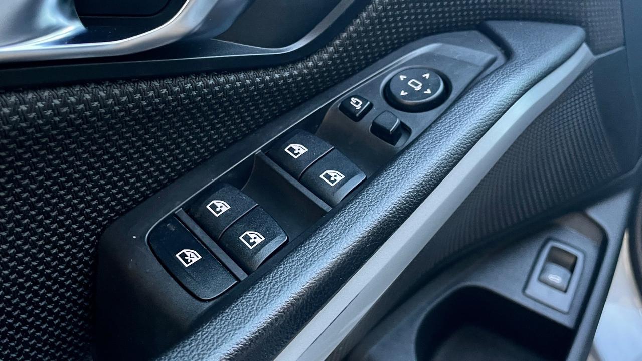 BMW 318D TOURING 2.0 BUSINESS ADVANTAGE 150CV - VIRTUAL COCKPIT, FULL LED, PORTELLONE ELETTRICO