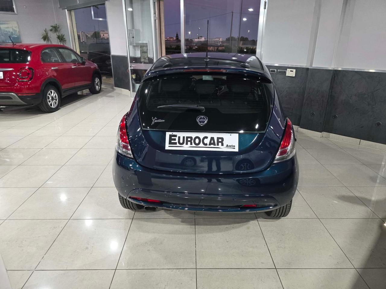Lancia Ypsilon 1.2 69 CV 5 porte Gold