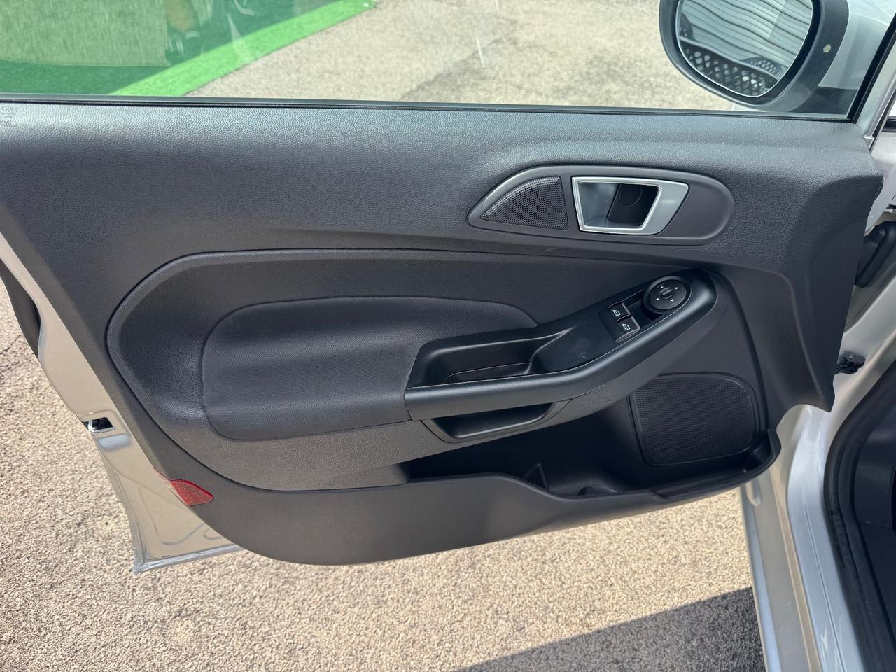 Ford Fiesta 1.5 TDCi 95CV 5 porte Titanium