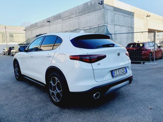 ALFA ROMEO Stelvio 2.2 Turbodiesel 190 CV AT8 Q4 Sport-Tech