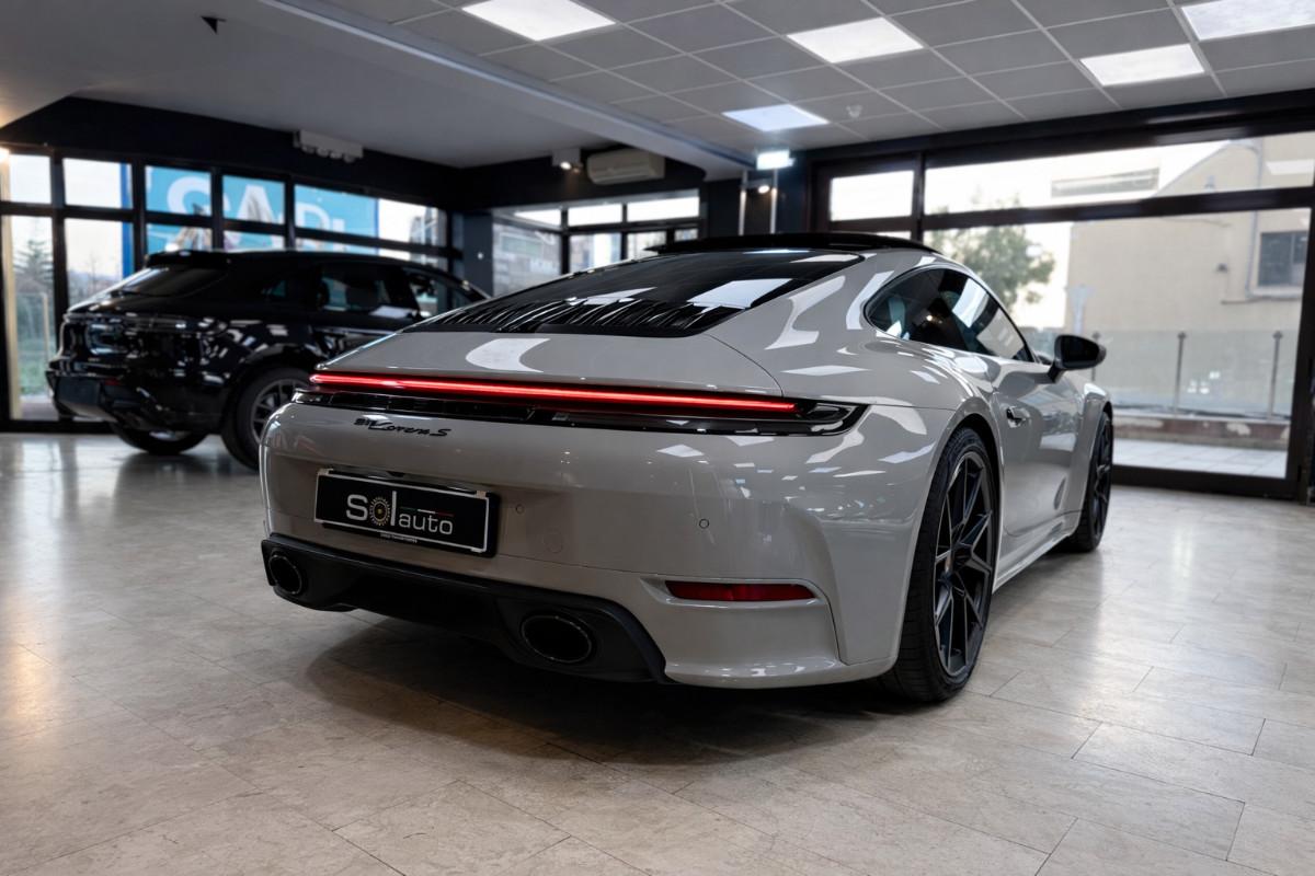 Porsche 911 Coupé 3.0 Carrera S 480cv auto