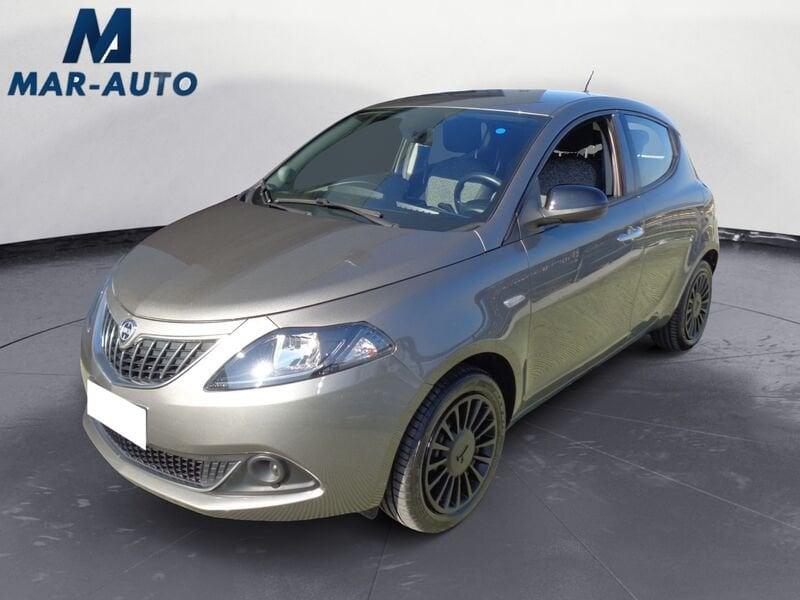 Lancia Ypsilon Ypsilon 1.0 FireFly 5 porte S&S Hybrid Ecochic Silver