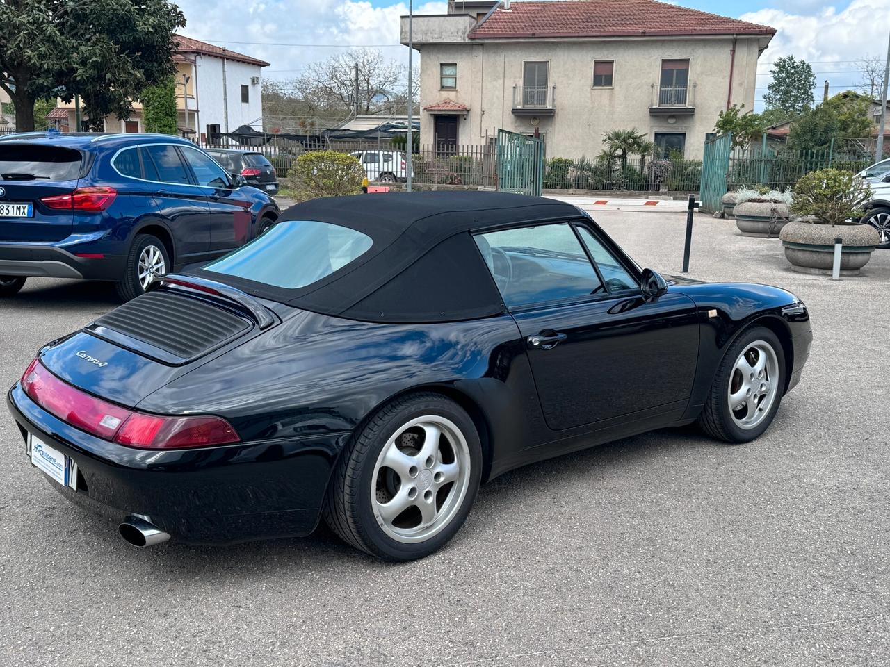 PORSCHE 911 CARRERA 4 993 CABRIOLET