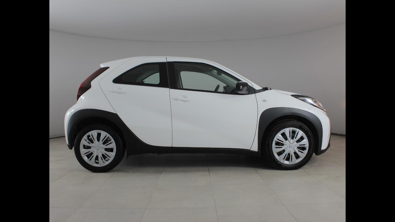 TOYOTA Aygo X - Aygo X 1.0 Active 72cv