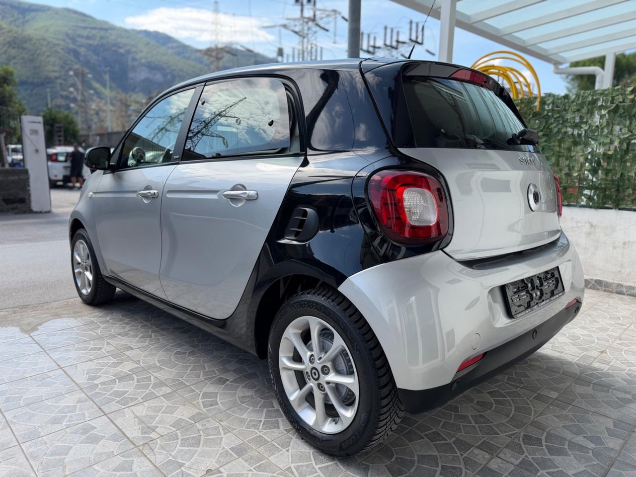 Smart ForFour 70 1.0 Passion
