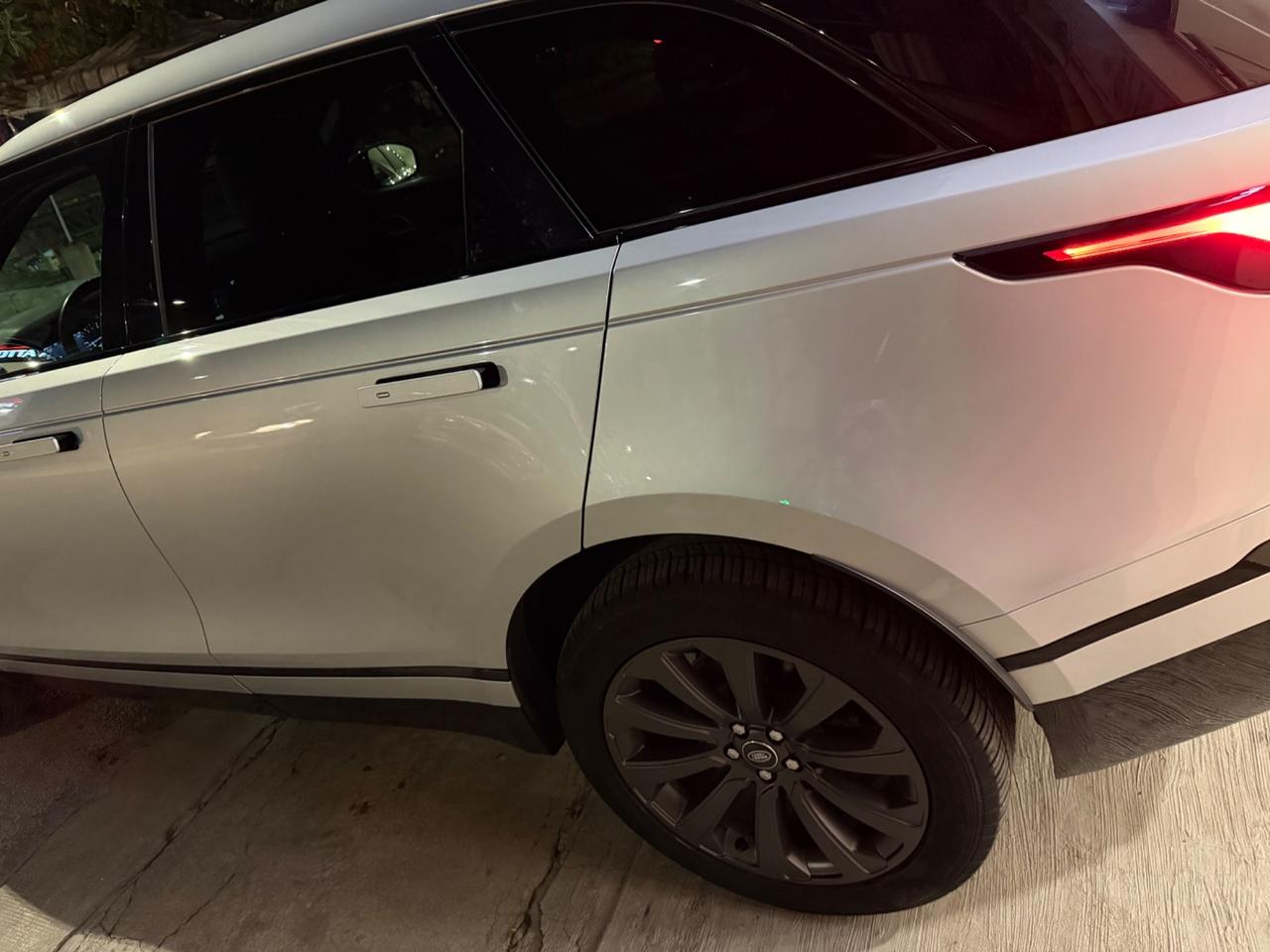 Land Rover Range Velar 2.0D I4 204 CV R-Dynamic SE