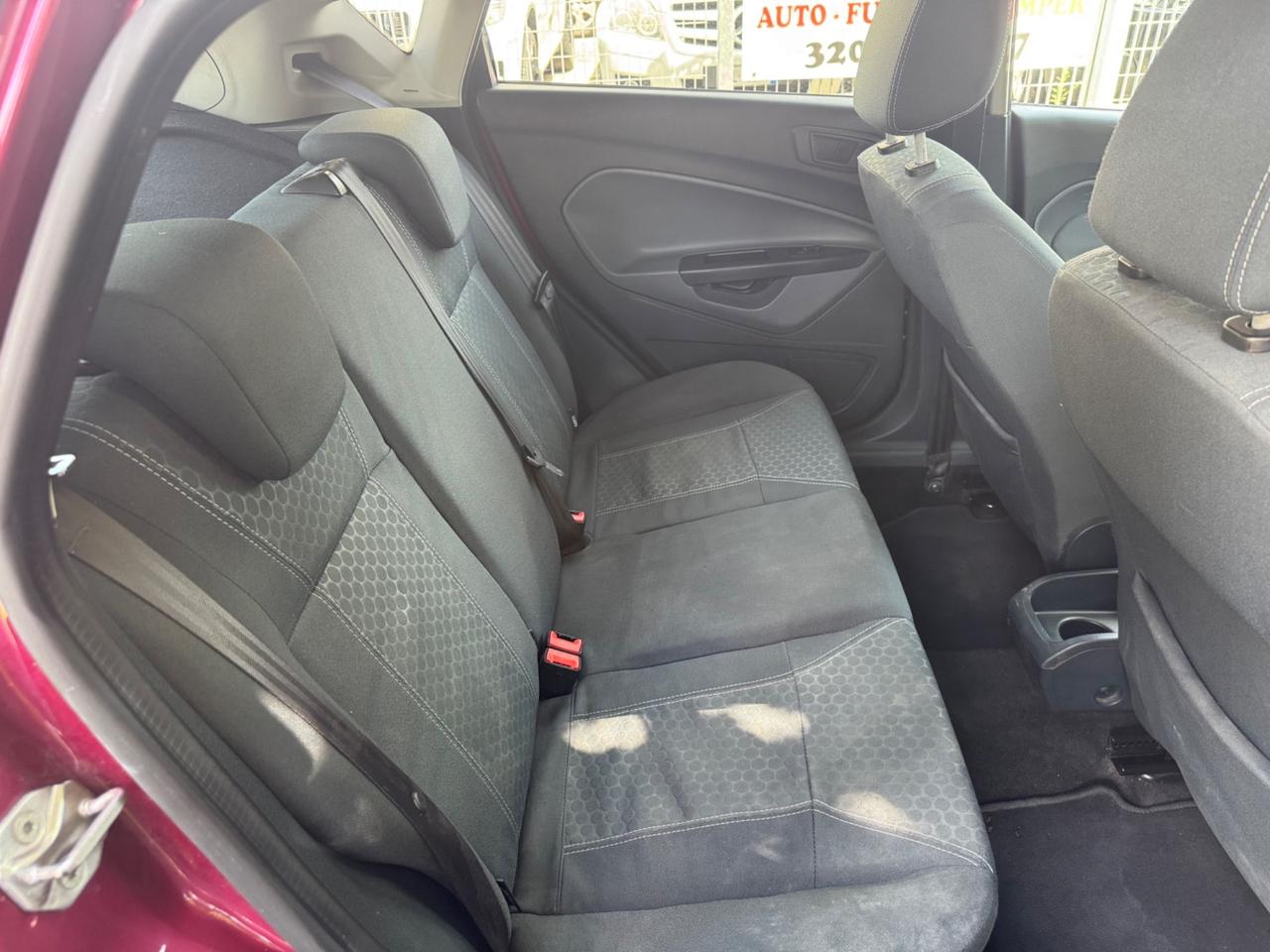 Ford Fiesta 1.6 TDCi 95 CV 5p. Neopaten garanzia 12 m