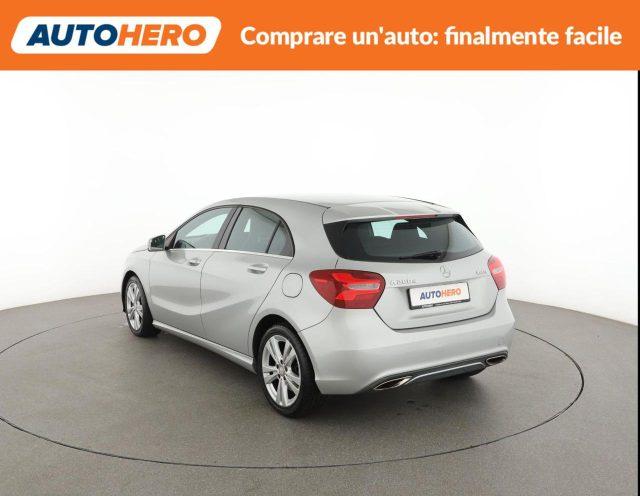 MERCEDES-BENZ A 200 d Automatic 4Matic Sport
