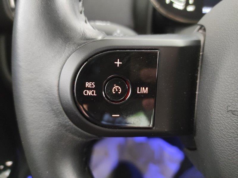 MINI Mini Countrym.(F60) - Mini 2.0 Cooper D Essential Countryman ALL4