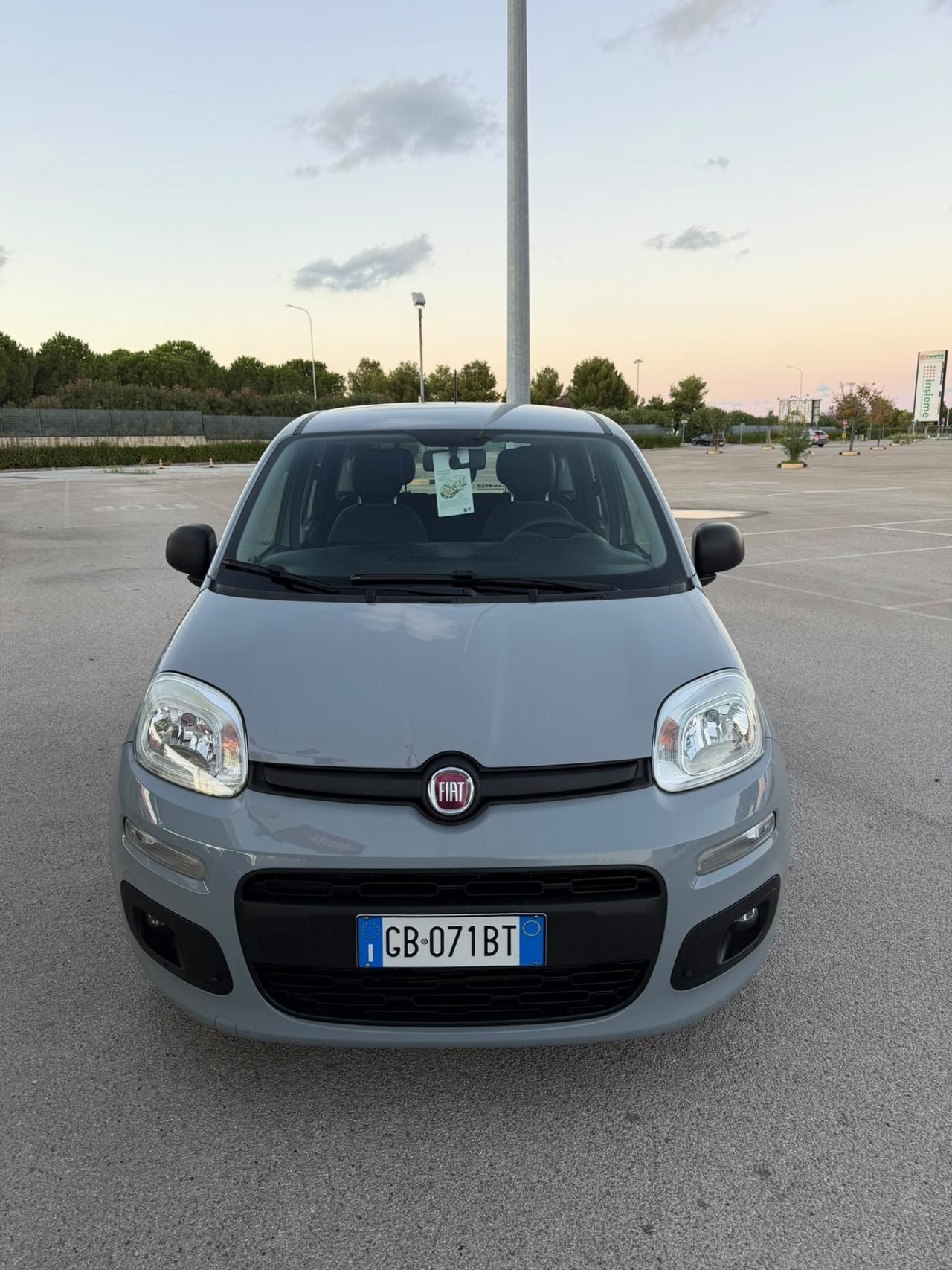 Fiat Panda 1.0 69CV BENZ-Hybrid 2020nuova garanzia