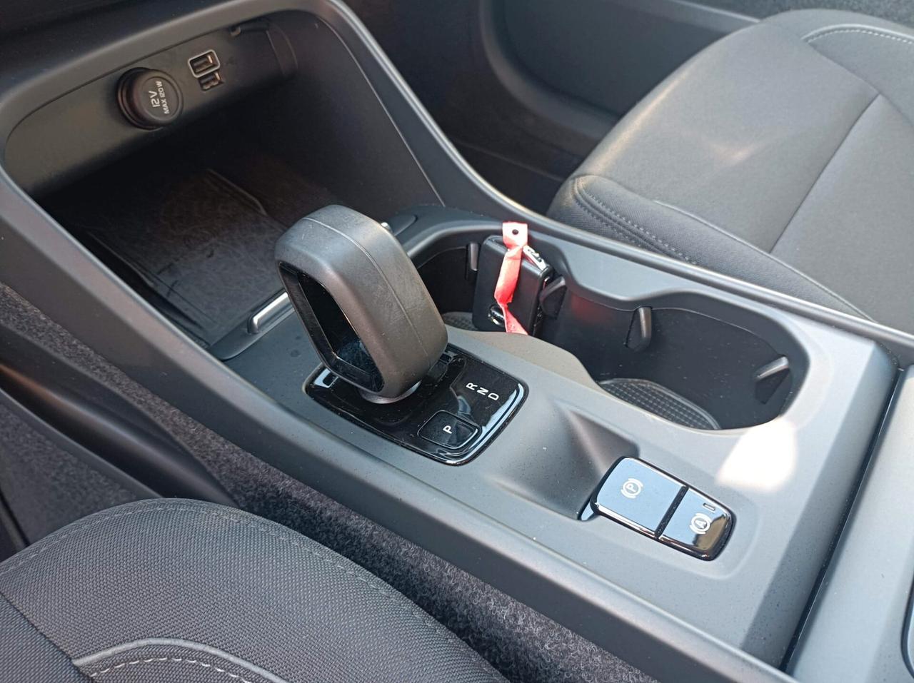 Volvo XC40 T2 Geartronic Momentum Pro