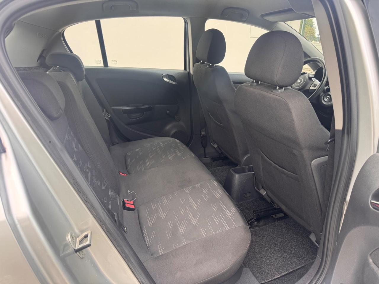 Opel Corsa 1.2 85CV 5 porte GPL Elective OK NEOPATENTATI