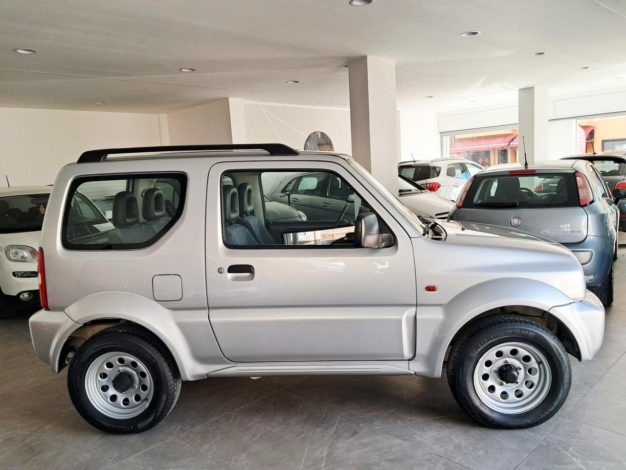 Suzuki Jimny 1.3i 16V cat 4WD JLX
