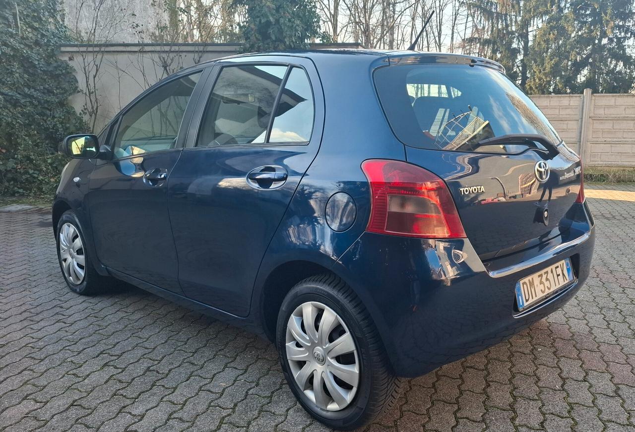 Toyota Yaris 1.3 5 porte Sol