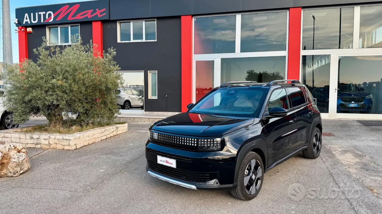 Fiat Grande Panda 1.2 hybrid La Prima