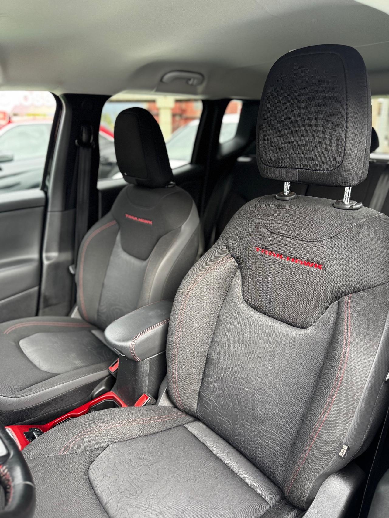 Jeep Renegade 2.0 Mjt 170CV 4WD Trailhawk