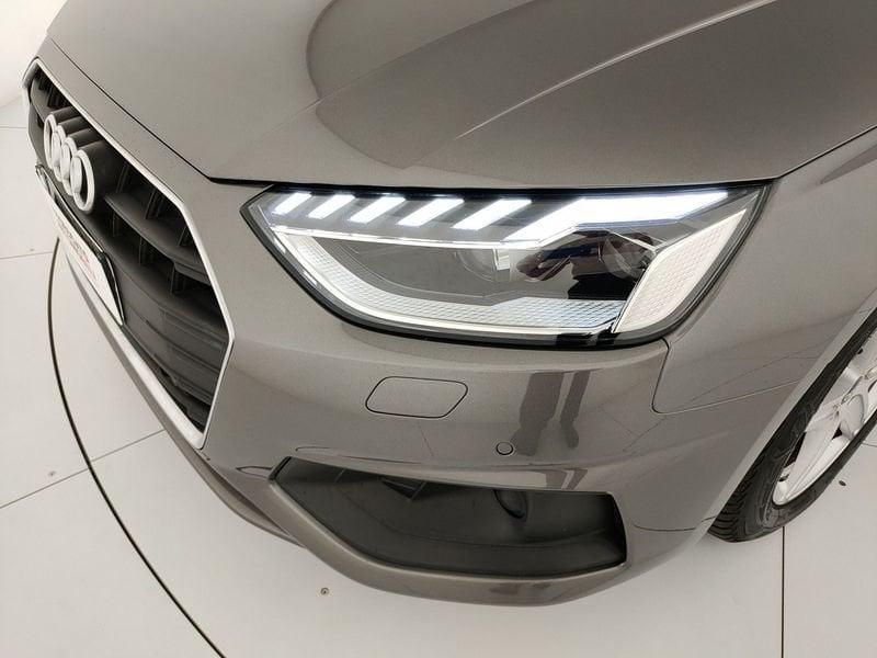 Audi A4 Avant 30 2.0 tdi mhev S Line edition 136cv s-tronic