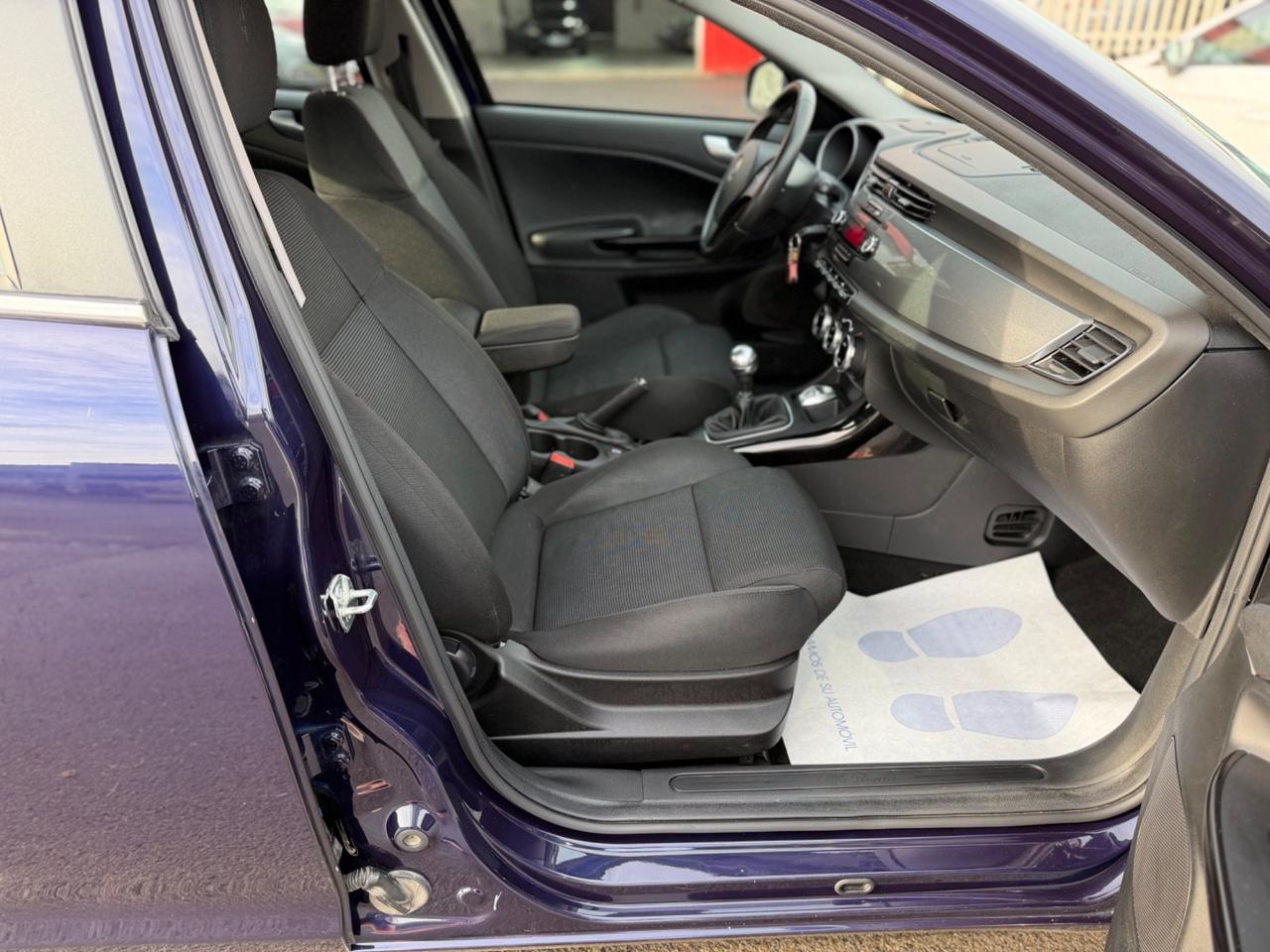 Alfa Romeo Giulietta 1.6 JTDm-2 105 CV Exclusive