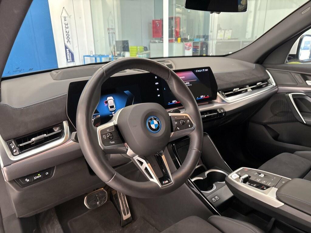 BMW iX2 20 MSport Pro eDrive