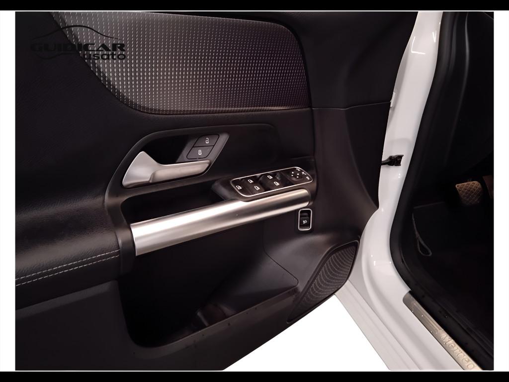 Mercedes-Benz Classe B - W247 2018 - B 180 d Sport Plus auto