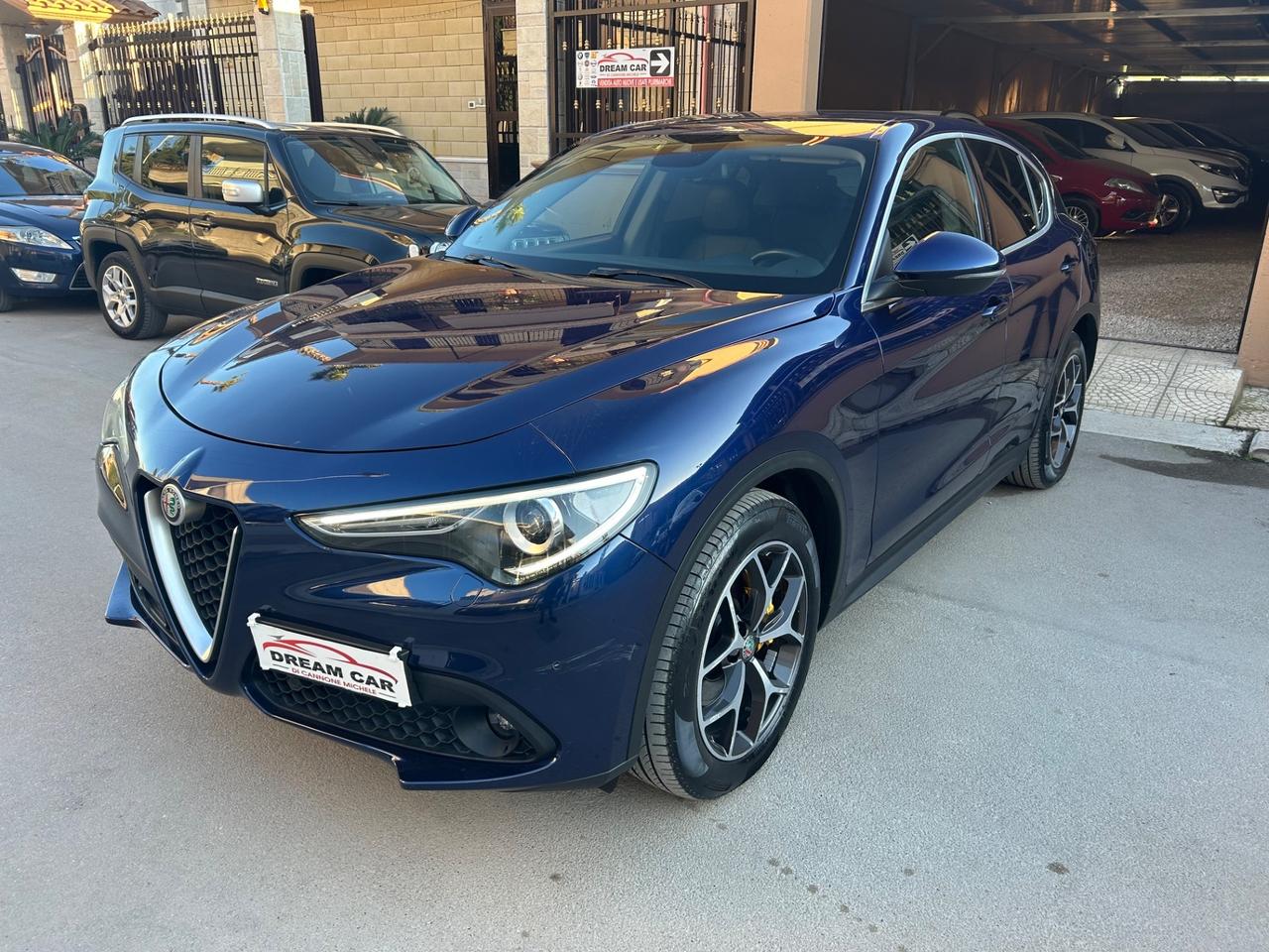 Alfa Romeo Stelvio 2.2 Turbodiesel 190 CV AT8 RWD Executive