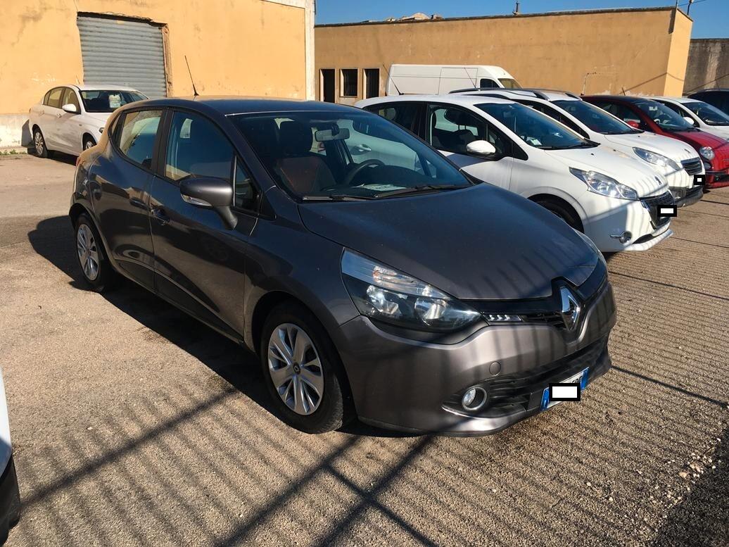 Renault Clio 1.2 75CV 5 porte Zen